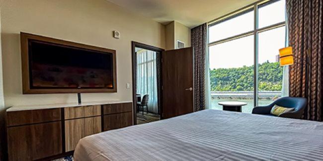 The Landing Hotel At Rivers Casino Pittsburgh Exterior foto